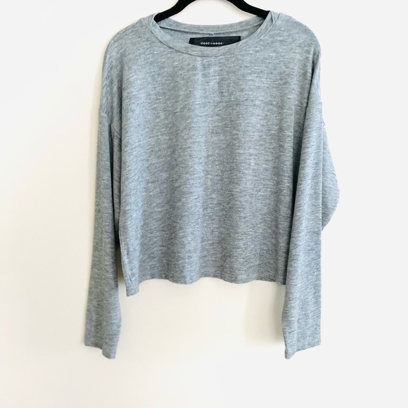 Code x Mode Long Sleeve Crop Top - Picture 1 of 4